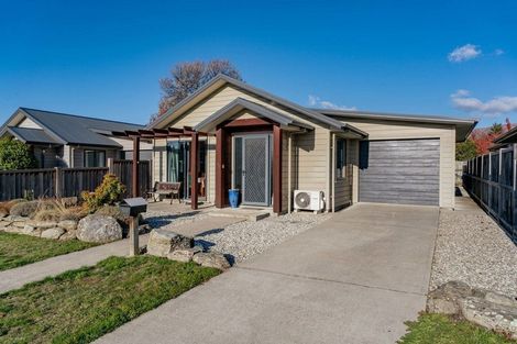 Photo of property in 206 Warren Street, Wanaka, 9305