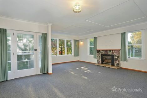 Photo of property in 12 Dixon Street, Carterton, 5713