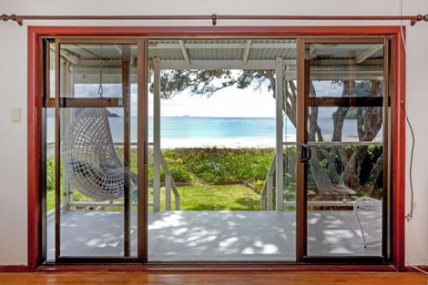 Photo of property in 126 Seaview Road, Whangamata, 3620