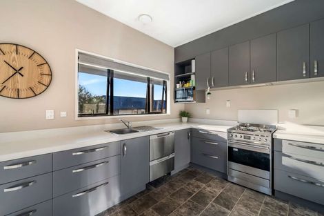 Photo of property in 11 Swift Street, South Hill, Oamaru, 9400