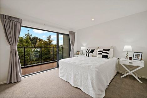 Photo of property in 24 Ti Kouka Lane, Sandringham, Auckland, 1025