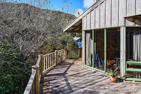 Photo of property in 13 The Parade, Paekakariki, 5034