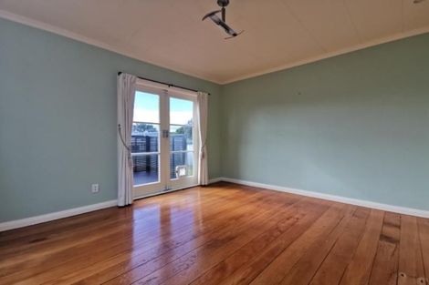 Photo of property in 3 Monowai Road, Johnsonville, Wellington, 6037