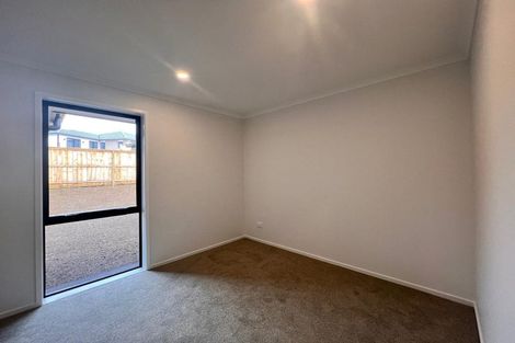 Photo of property in 16 Bathurst Crescent, Pokeno, 2402