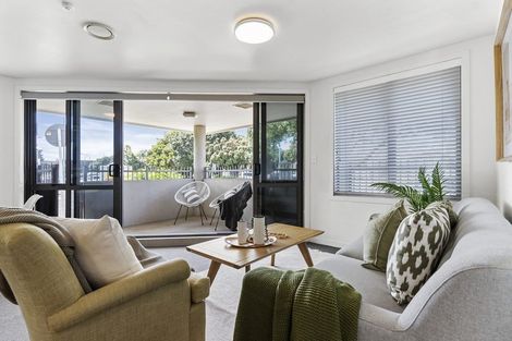 Photo of property in Anchorage Apartments, 104/36 Victoria Road, Mount Maunganui, 3116