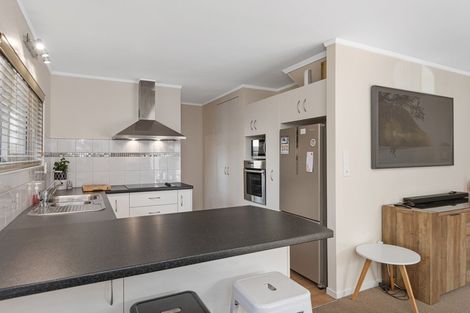 Photo of property in 10 Terrace Avenue, Mount Maunganui, 3116