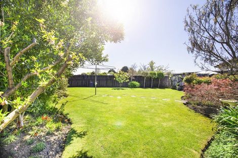 Photo of property in 20 Valerie Street, Clive, 4102