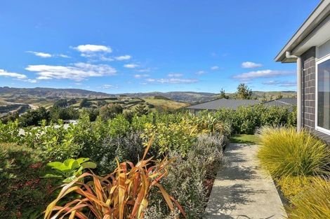 Photo of property in 146 Endeavour Drive, Whitby, Porirua, 5024
