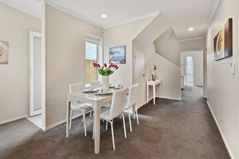 Photo of property in 12 Saddleback Crescent, Papakura, 2110