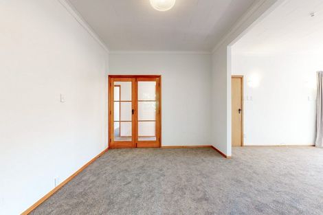 Photo of property in 21 Military Road, Boulcott, Lower Hutt, 5010