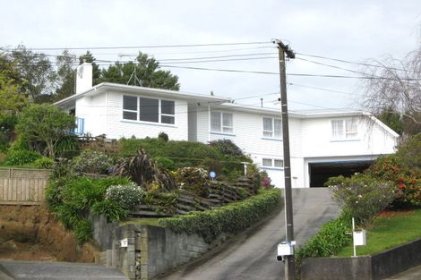 Photo of property in 11 Sardinha Place, Marfell, New Plymouth, 4310