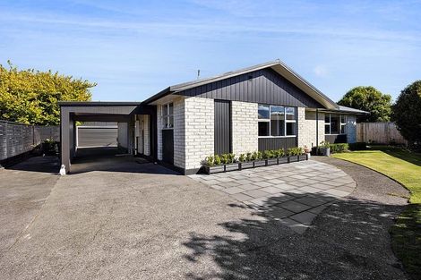 Photo of property in 12 Green Lane, Hawera, 4610
