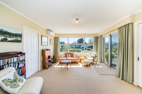 Photo of property in 5 Callender Terrace, Paraparaumu Beach, Paraparaumu, 5032