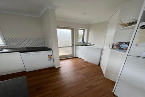 Photo of property in 1/94 Sullivan Avenue, Woolston, Christchurch, 8023