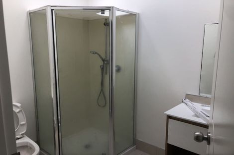 Photo of property in 30 Darcy Place, Massey, Auckland, 0614