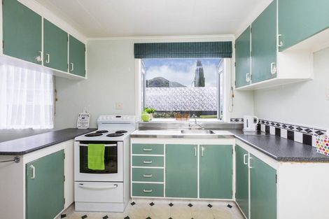 Photo of property in 1/21 Denver Grove, Totara Park, Upper Hutt, 5018