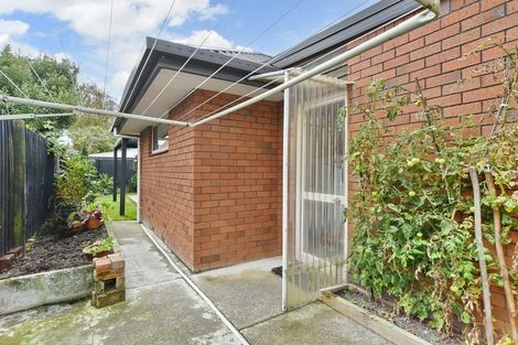 Photo of property in 2/43 Kedleston Drive, Avonhead, Christchurch, 8042