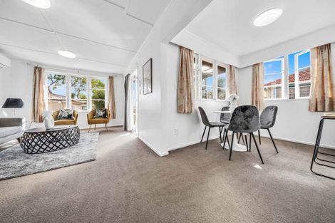 Photo of property in 1/15 Kent Road, Manurewa, Auckland, 2102