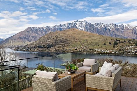 Photo of property in 70 Hensman Road, Queenstown, 9300