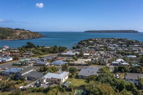 Photo of property in 16 Herewini Street, Titahi Bay, Porirua, 5022