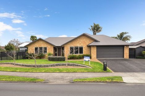 Photo of property in 23 Coleraine Drive, Rototuna, Hamilton, 3210