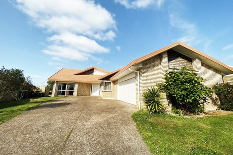 Photo of property in 14 Caldbeck Rise, Northpark, Auckland, 2013