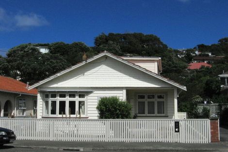 Photo of property in 7 Moselle Street, Island Bay, Wellington, 6023