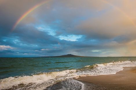 Photo of property in 14a Gibbons Road, Takapuna, Auckland, 0622