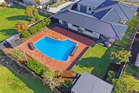 Photo of property in 15 Carter Drive, Pomare, Rotorua, 3015