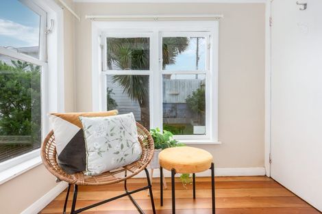 Photo of property in 12 Herald Street, Berhampore, Wellington, 6023