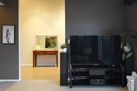 Photo of property in 19 South Kensington Way, Henderson, Auckland, 0612