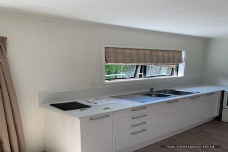 Photo of property in 1/7 Waverley Avenue, Glenfield, Auckland, 0629