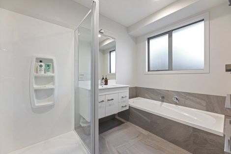 Photo of property in 9 Glendermid Close, Sawyers Bay, Port Chalmers, 9023