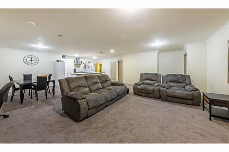 Photo of property in 67h Avenue Road, Otahuhu, Auckland, 1062