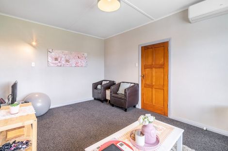 Photo of property in 107 Mackenzie Street, Winton, 9720