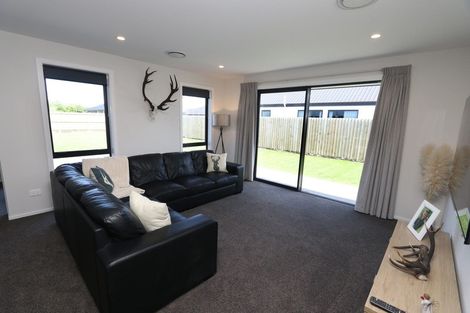 Photo of property in 17 Roxburgh Place, Tinwald, Ashburton, 7700