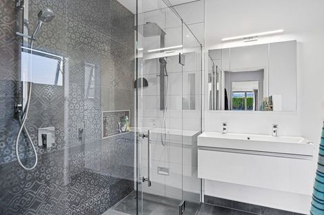 Photo of property in 22 Mercade Close, Stratford, 4332