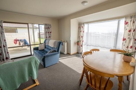 Photo of property in 1-4/74 High Street, Kensington, Timaru, 7910