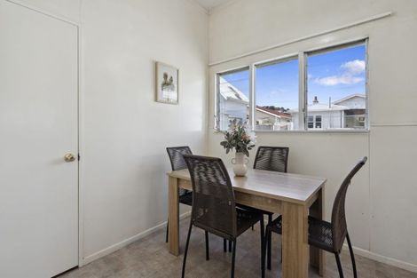 Photo of property in 111 Hobart Street, Miramar, Wellington, 6022