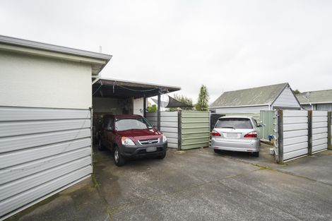 Photo of property in 11 Botanical Road, Takaro, Palmerston North, 4412