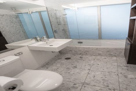 Photo of property in Aqua, 7/74 Oriental Parade, Oriental Bay, Wellington, 6011