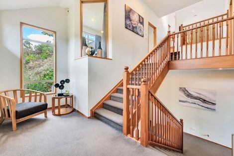 Photo of property in 16a Honeysuckle Lane, Mairangi Bay, Auckland, 0630