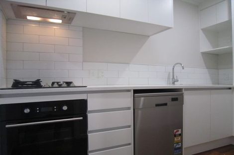 Photo of property in 1/402 Mount Albert Road, Mount Roskill, Auckland, 1041