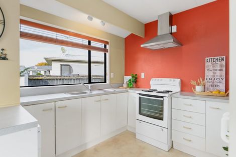 Photo of property in 3 Bartholomew Drive, Nawton, Hamilton, 3200