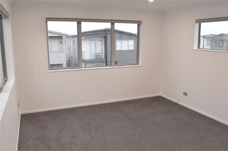 Photo of property in 32 Silvereye Road, Hobsonville, Auckland, 0616
