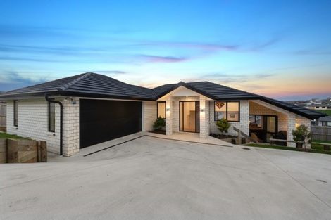 Photo of property in 16a Glenkirk Crescent, Pokeno, 2402