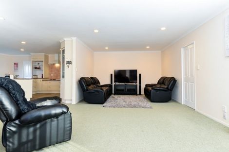 Photo of property in 8 Ben Nevis Place, Nawton, Hamilton, 3200