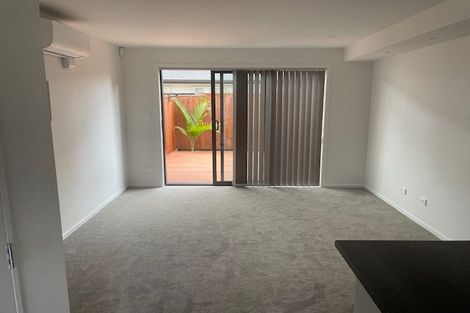 Photo of property in 12/23 Tudor Road, Henderson, Auckland, 0610