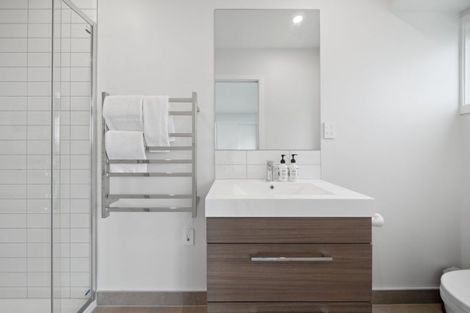 Photo of property in 15 Nanda Way, Khandallah, 6035