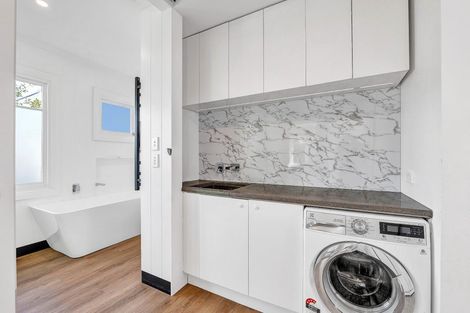 Photo of property in 113 Govett Avenue, Frankleigh Park, New Plymouth, 4310